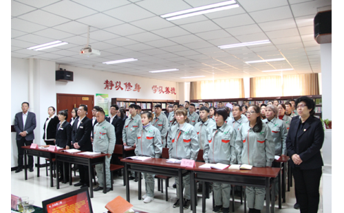 揚帆起航正當(dāng)時、乘風(fēng)破浪再出發(fā)